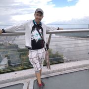  ,  Vitaliy, 32