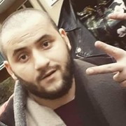  ,  Jastin, 29