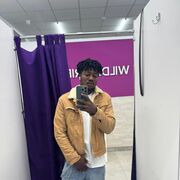  ,   Oheneba, 27 ,   ,   