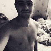  ,  Romka, 28