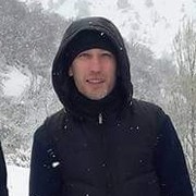  ,  Rustam, 40