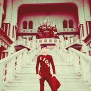  ,   Lion, 27 ,   ,   , c 