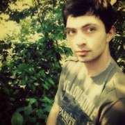  ,  Dato, 32