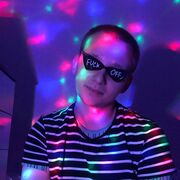  ,  DENIS, 22