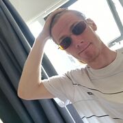  Sas van Gent,  Viktor, 24