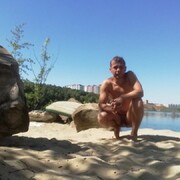  ,   Denis, 47 ,   ,   , c 