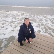  ,   Urii, 32 ,   ,   