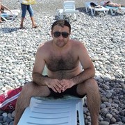  ,   Nugo, 41 ,   