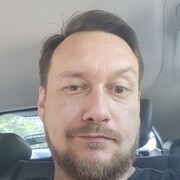  ,  Petr, 38