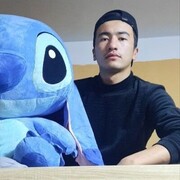  ,  Shoxrux, 18