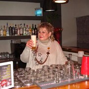  ,  Alla, 61
