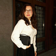 Знакомства Докшицы, Юленька