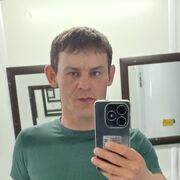  ,   Artem, 36 ,  