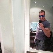  ,  Darek, 35