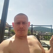  ,   Stas, 37 ,   ,   