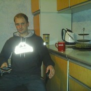  ,   SERGEI, 44 ,   