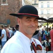  ,   Kripton, 58 ,  
