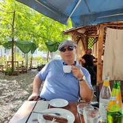  ,  Roma, 52
