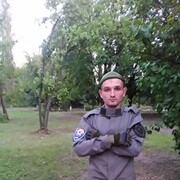  ,   Viktor, 32 ,   ,   , c 