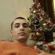  ,  Parviz, 35