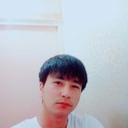  -,  Ali, 32