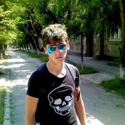  ,  Koryun, 32