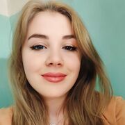  ,  Valeria, 24