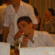  ,   Jelo, 32 ,   