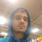  ,   Bogdan, 24 ,  