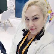  ,  Viktoriia, 42