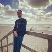  ,   Ivan, 34 ,   ,   