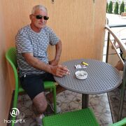  ,   Albert, 56 ,   ,   