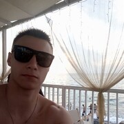  -,   John, 34 ,   ,   , c 