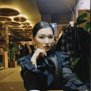  ,  DinDanon, 23