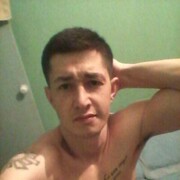  ,  Borzz, 32