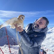 �������