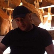  ,  Artur, 47
