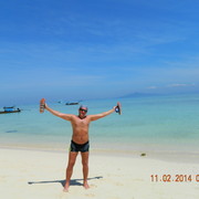  ,   Dita, 48 ,  