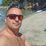  ,   Nikolay, 40 ,   ,   