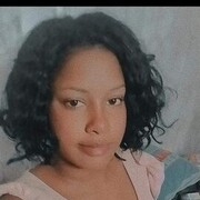  ,  Daniela, 23