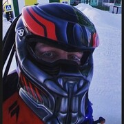  ,  Nik, 33