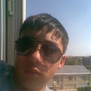  ,  Arman, 32