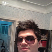  ,  Timur, 32