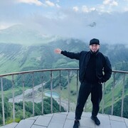  ,  Zaur, 39