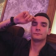  ,  Valentin, 30