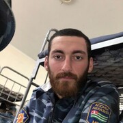  ,   Robik, 25 ,   ,   