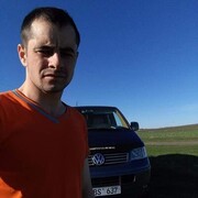  ,  Andrei, 35
