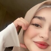  ,  Arina, 19