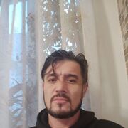  ,   Ali, 42 ,   ,   