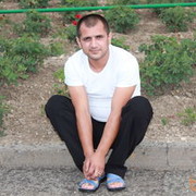  ,   Vahe, 44 ,   